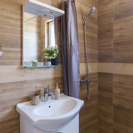 Serene Luxe Oasis Retreat On The Outskirts By Flat Mаnager Plovdiv