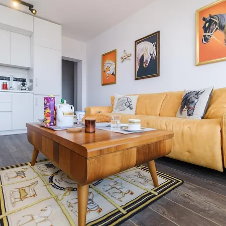 Serene Luxe Oasis Retreat On The Outskirts By Flat Mаnager