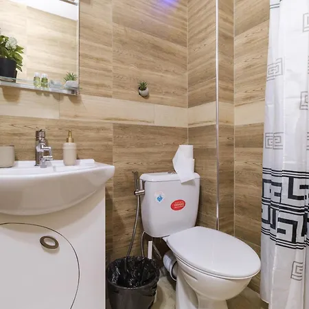 아파트 Serene Luxe Oasis Retreat On The Outskirts By Flat Mаnager 플로브디프