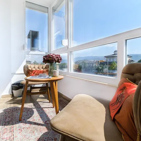 Apartament Serene Luxe Oasis Retreat On The Outskirts By Flat Mаnager