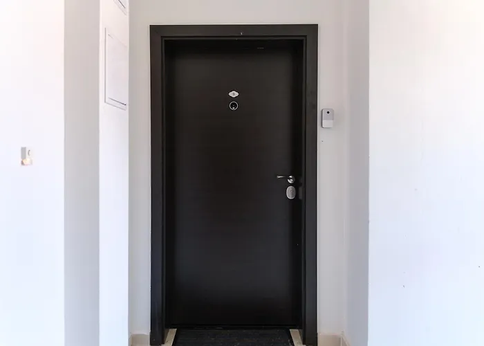 Serene Luxe Oasis Retreat On The Outskirts By Flat Mаnager Appartamento