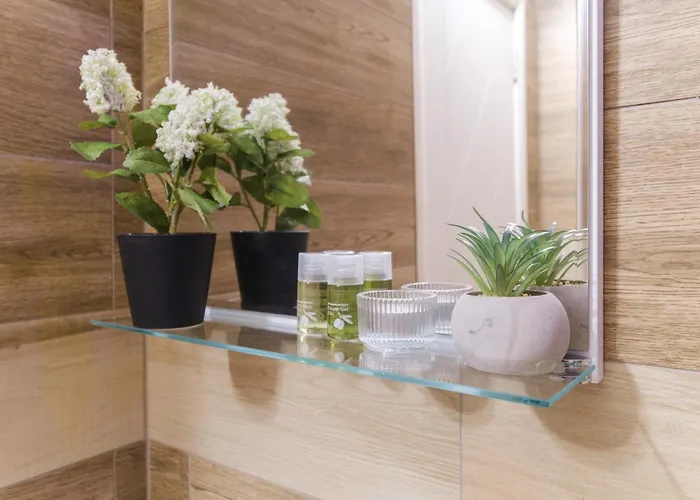 Serene Luxe Oasis Retreat On The Outskirts By Flat Mаnager アパート