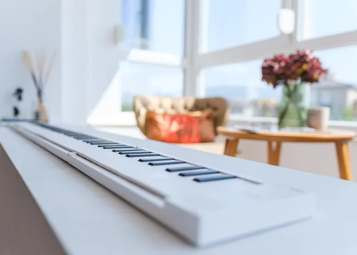 Serene Luxe Oasis Retreat On The Outskirts By Flat Mаnager *