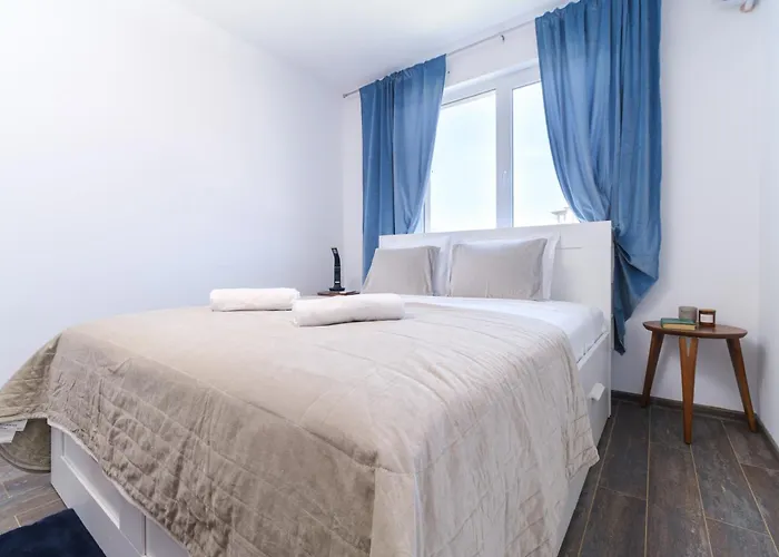 Serene Luxe Oasis Retreat On The Outskirts By Flat Mаnager Appartamento Plovdiv