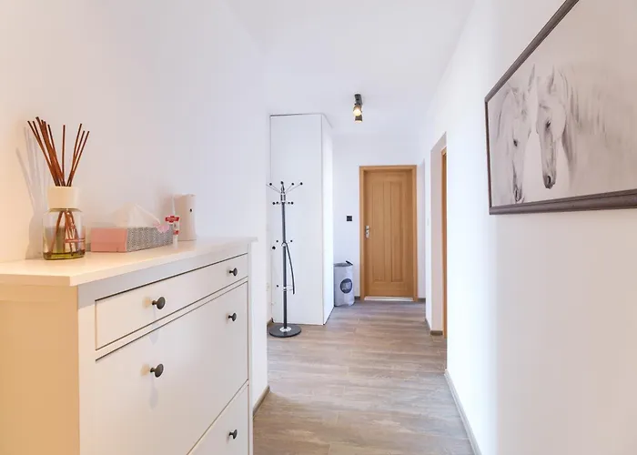 Serene Luxe Oasis Retreat On The Outskirts By Flat Mаnager * プロヴディフ